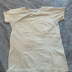 Athleta t shirt